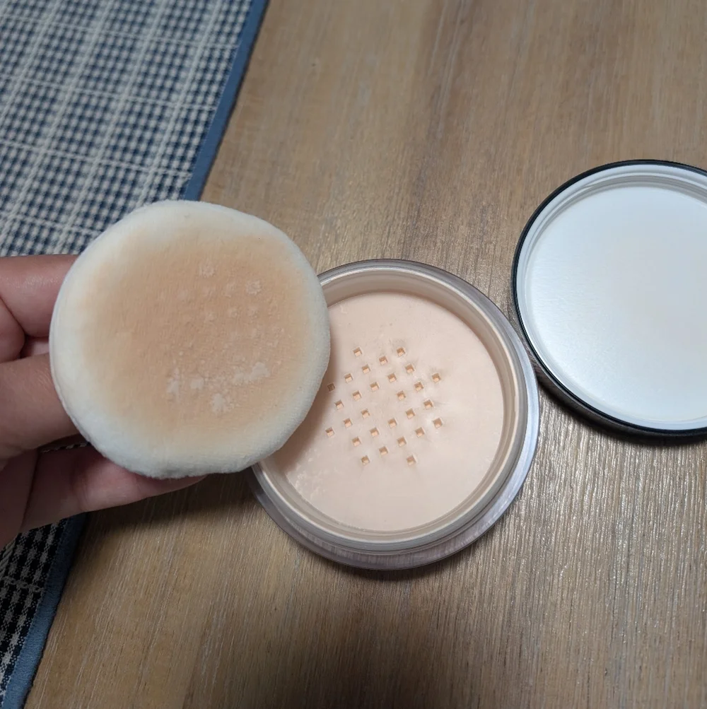 Chanel Natural Finish Loose Powder